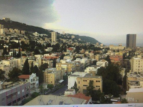 The Center of the Old Roman City Restaurant